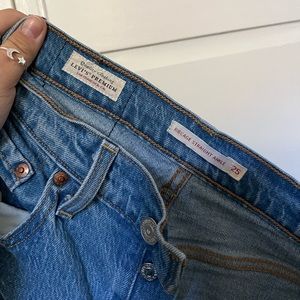 Levis Ribcage Straight Ankle Jeans